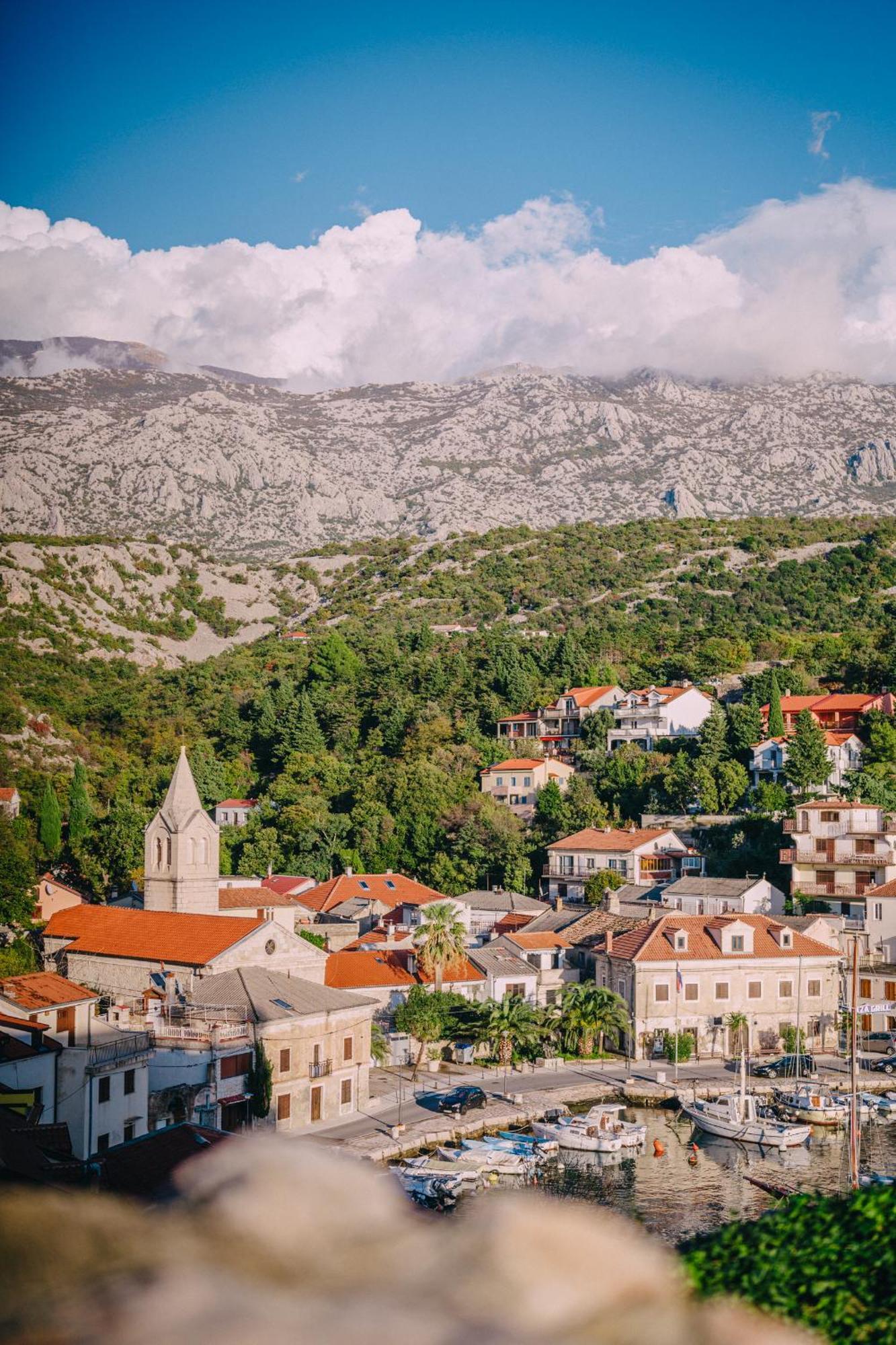 Kul In Ablana Hotel Jablanac Bagian luar foto