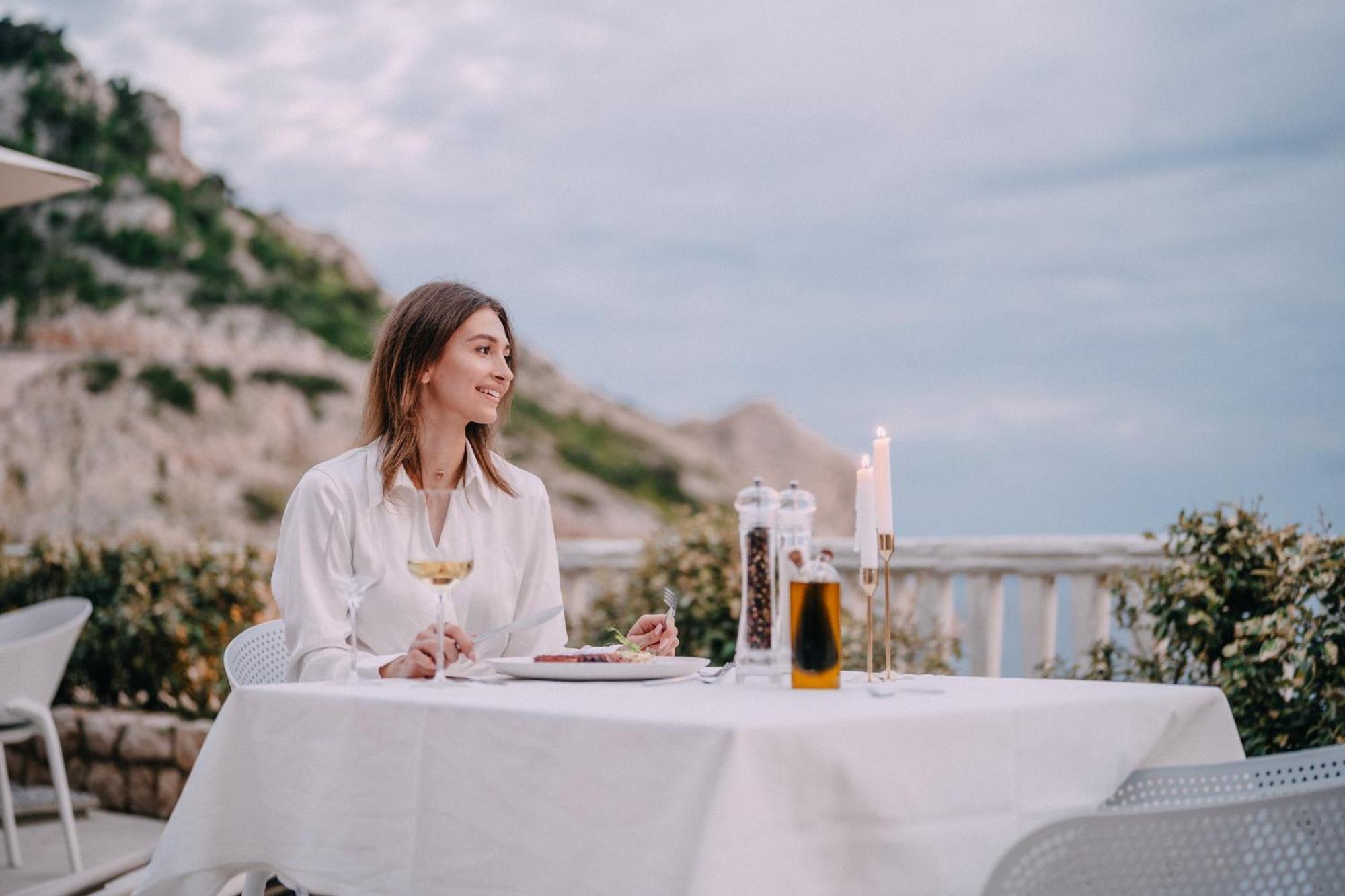 Kul In Ablana Hotel Jablanac Bagian luar foto